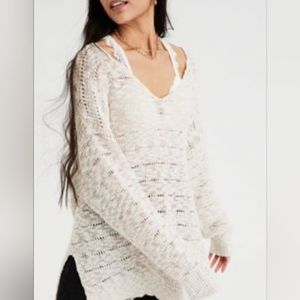 SOLD Oversized American Eagle Sweater Light Pink